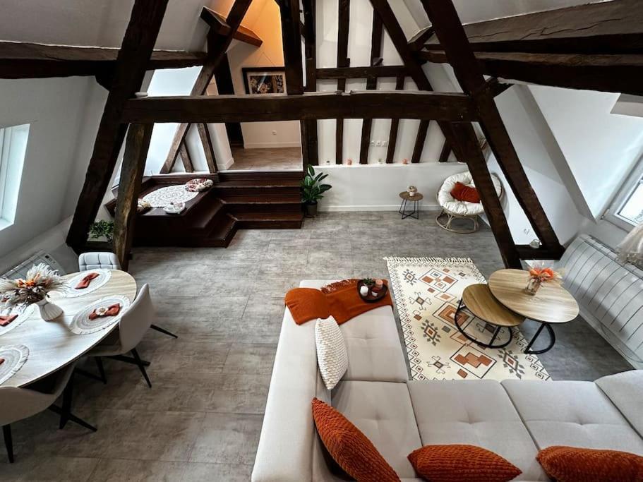 Appartamento Charme, Poutres Et Elegance Chartres Esterno foto