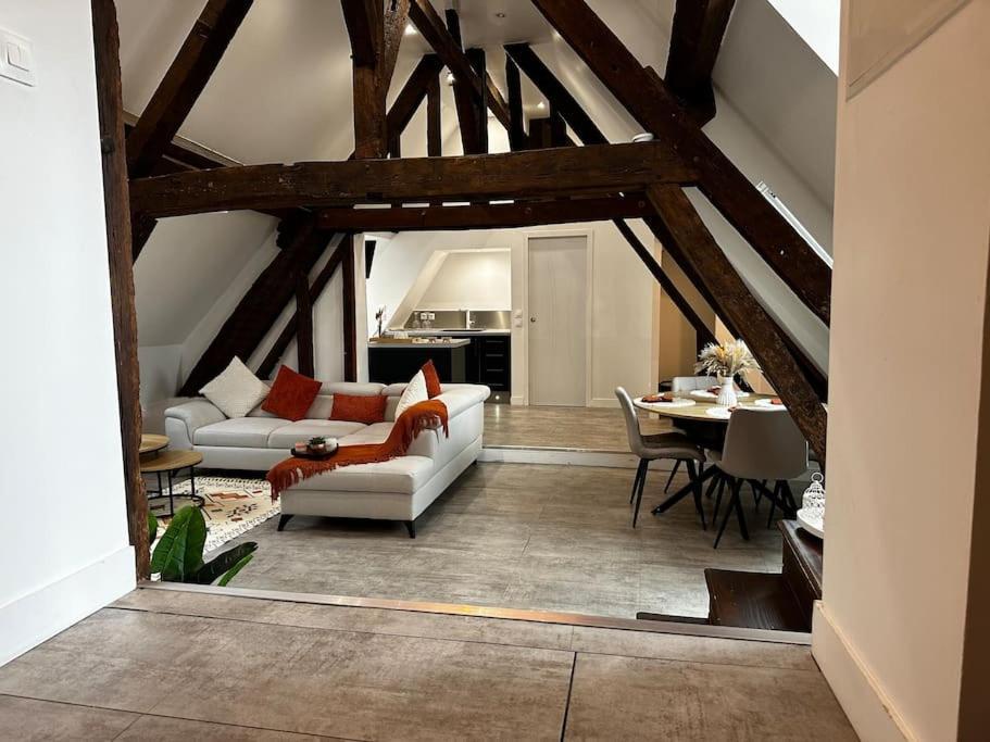 Appartamento Charme, Poutres Et Elegance Chartres Esterno foto
